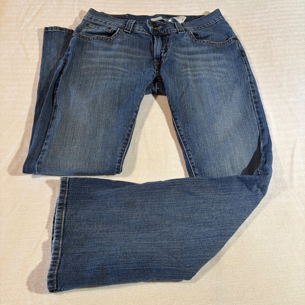 Levis 542 Low Flare Jeans Womens 10M Medium Wash Blue Denim Flap Pocket Y2K